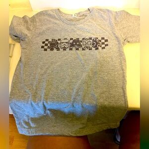 STAR WARS OUTLASH WEAR‎ TEE W/GRAPHIC GIRLS SZ  7 GRAY SHORT SLEEVE ICONIC MOVIE